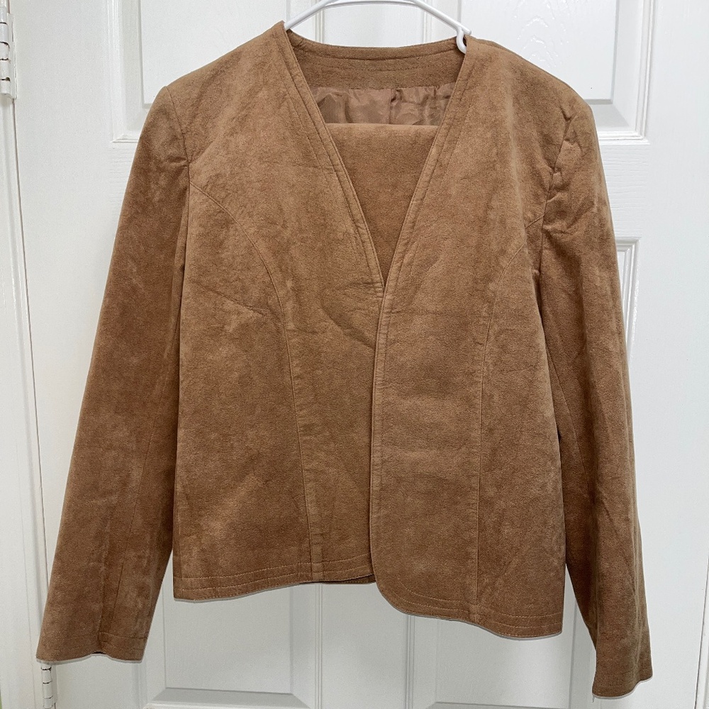 Women's Suede Skirt and Coat 10 - Picture 2 of 16